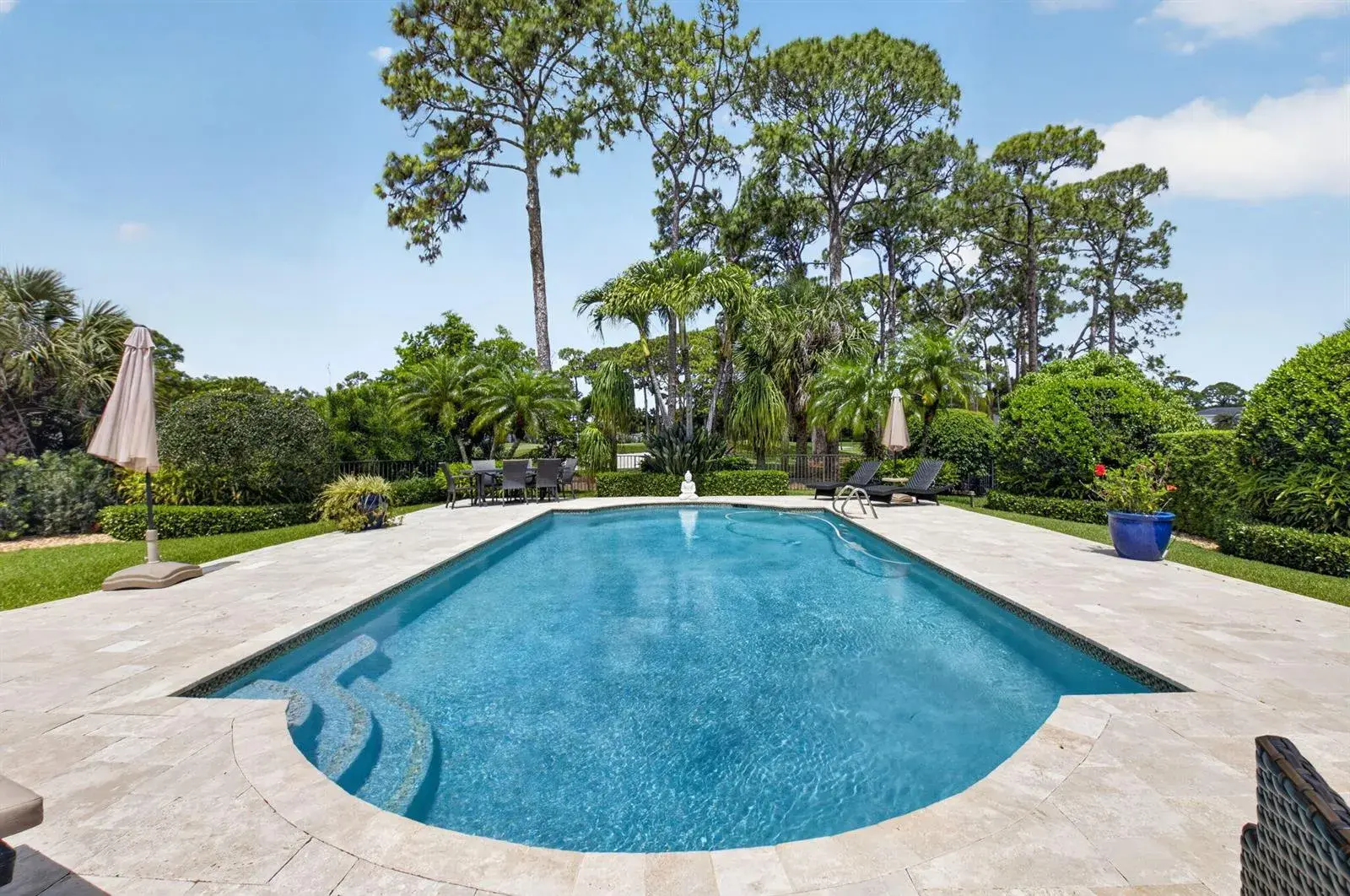 706 Foxpointe Circle, Delray Beach FL 33445