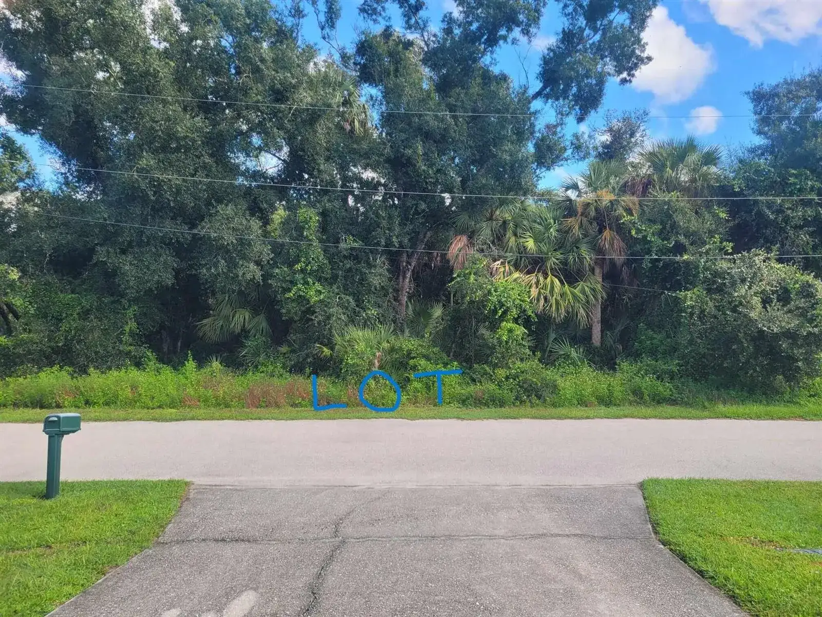000 April Avenue, North Port FL 34288 photo 5
