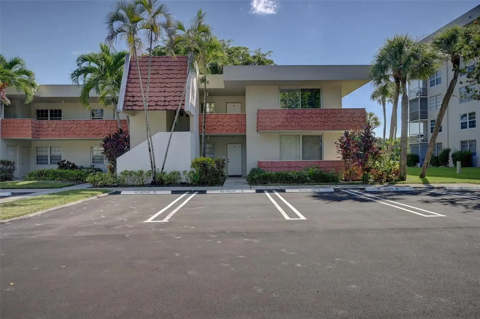 823 Cypress Boulevard # 201, Pompano Beach FL 33069 photo 2