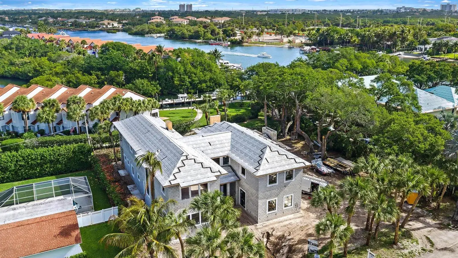 2267 Windsor Road, Palm Beach Gardens FL 33410