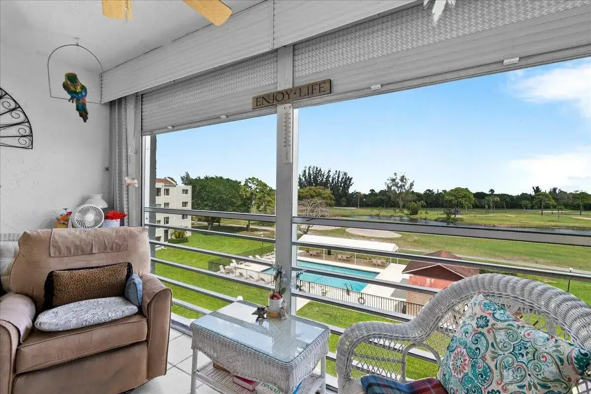 6768 N 10th Avenue # 410, Lake Worth FL 33467