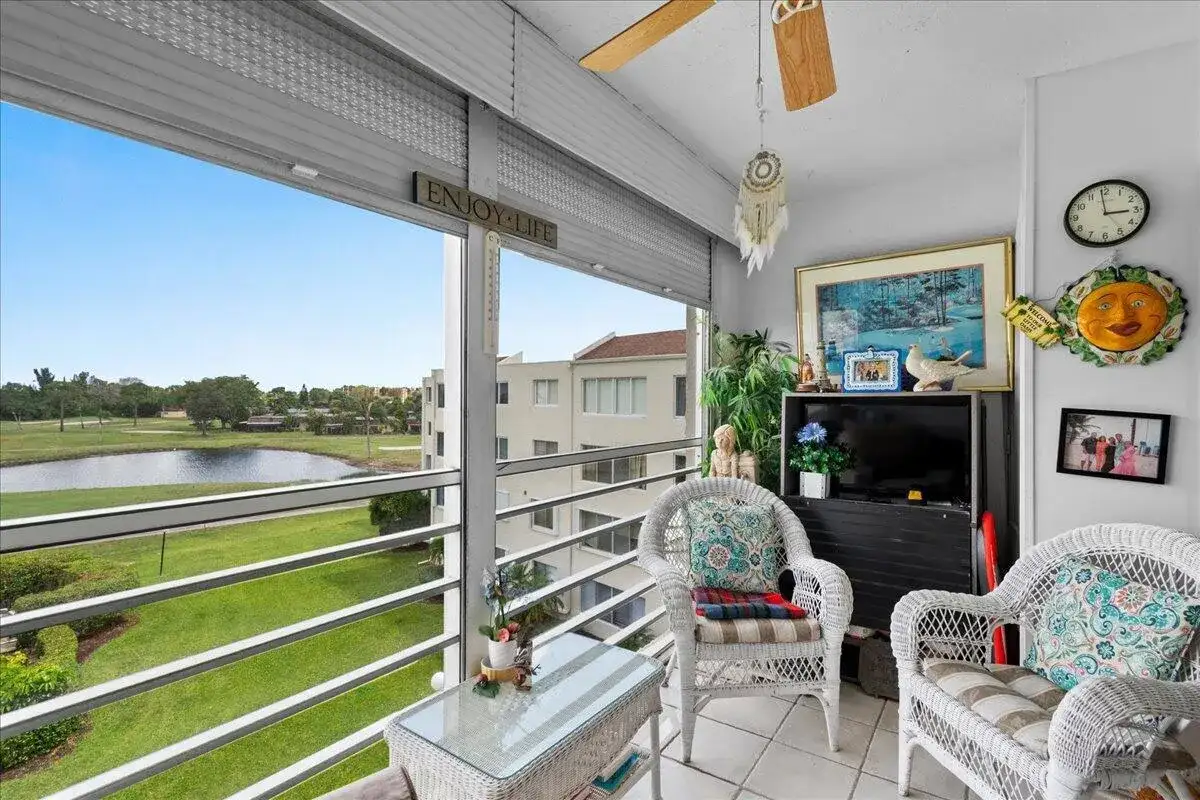 6768 N 10th Avenue # 410, Lake Worth FL 33467 photo 2