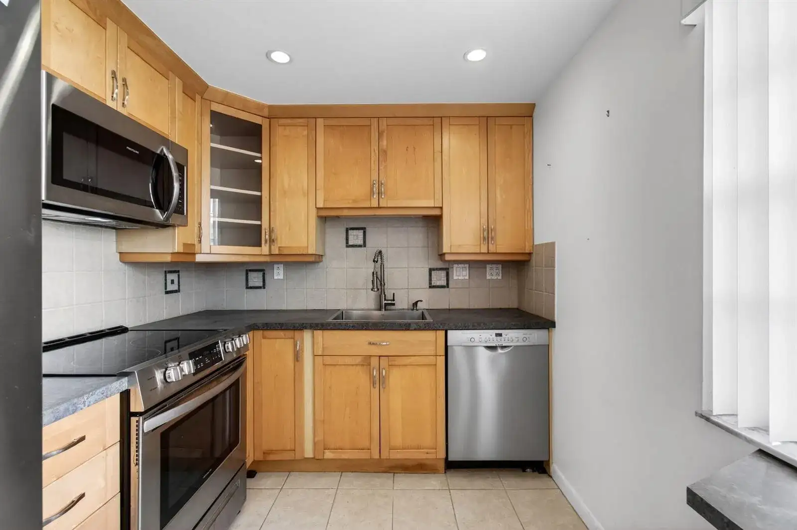 167 Normandy # D, Delray Beach FL 33484 photo 5