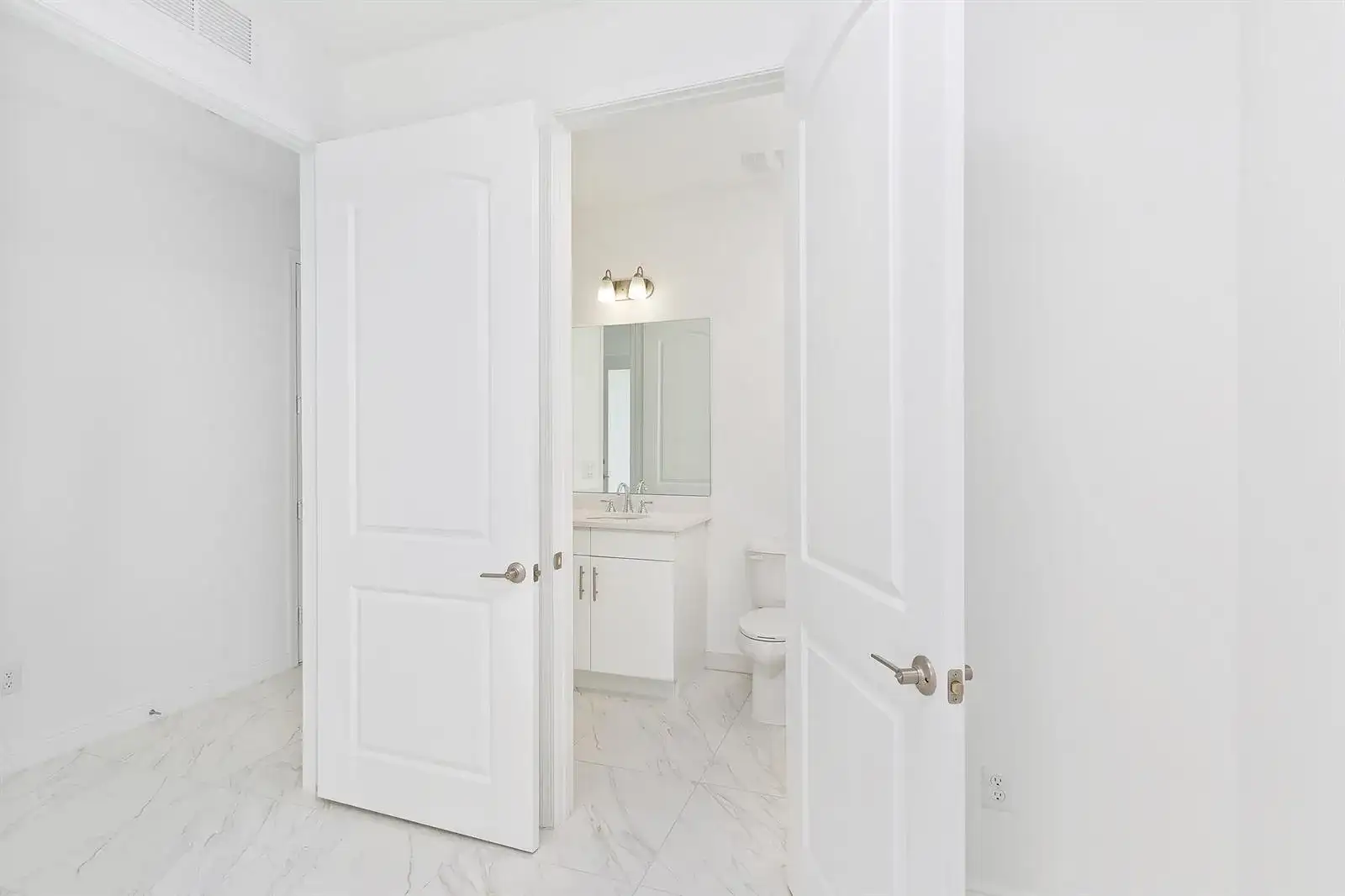 6979 Pines Circle # 35, Coconut Creek FL 33073 photo 4