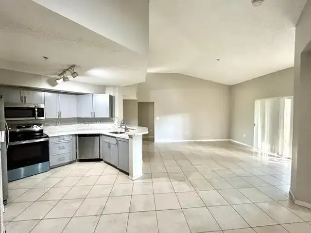 741 N Pine Island Road # 303, Plantation FL 33324 photo 4