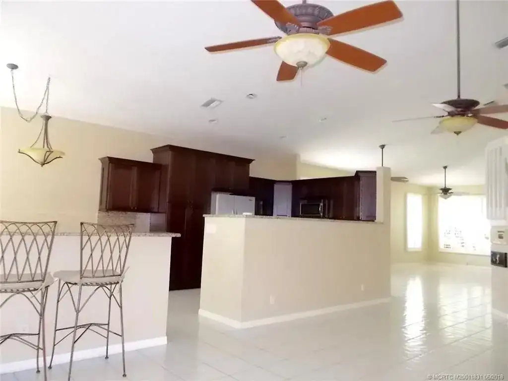 2110 SW Olympic Club Terrace, Palm City FL 34990 photo 4