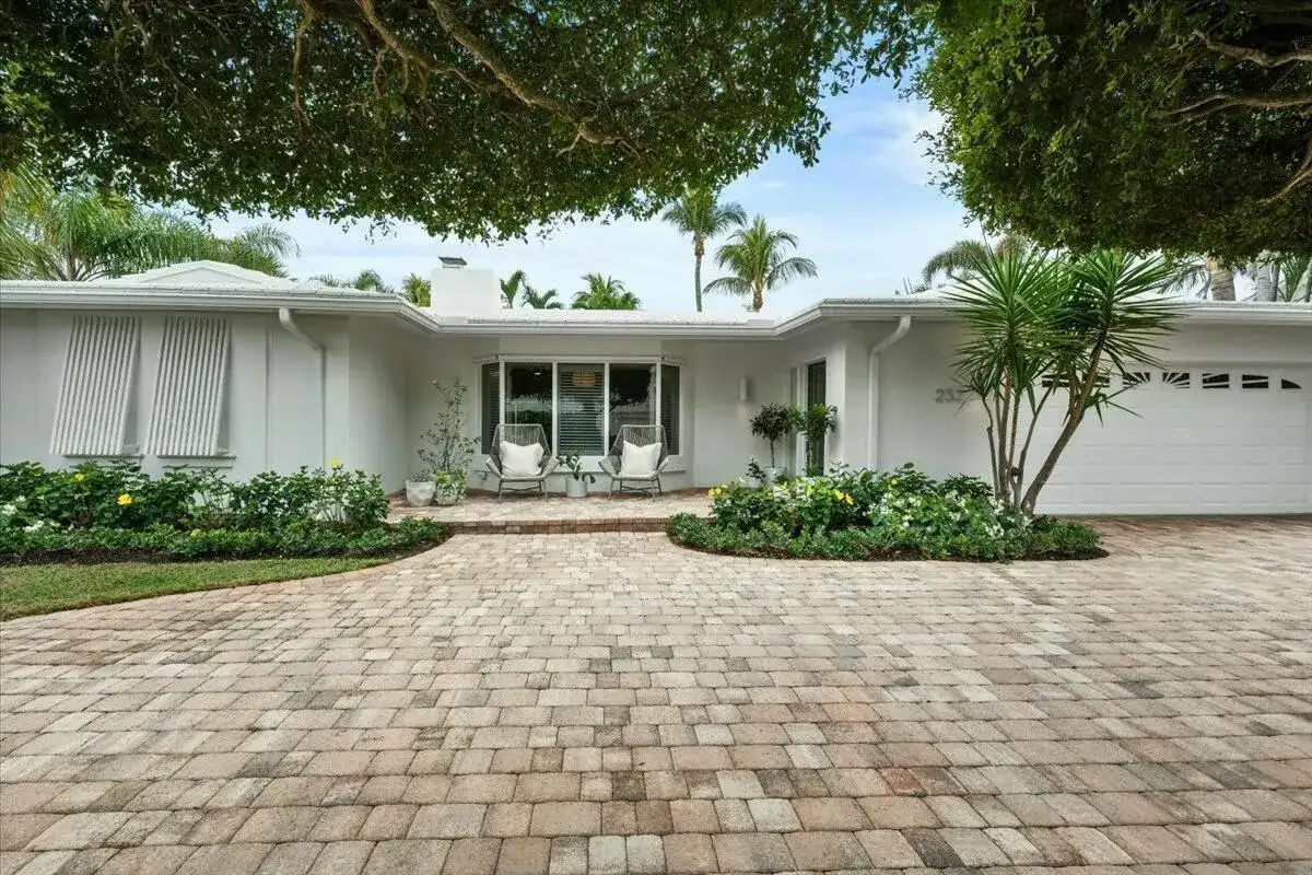 232 Cove Place, Jupiter FL 33469 photo 3