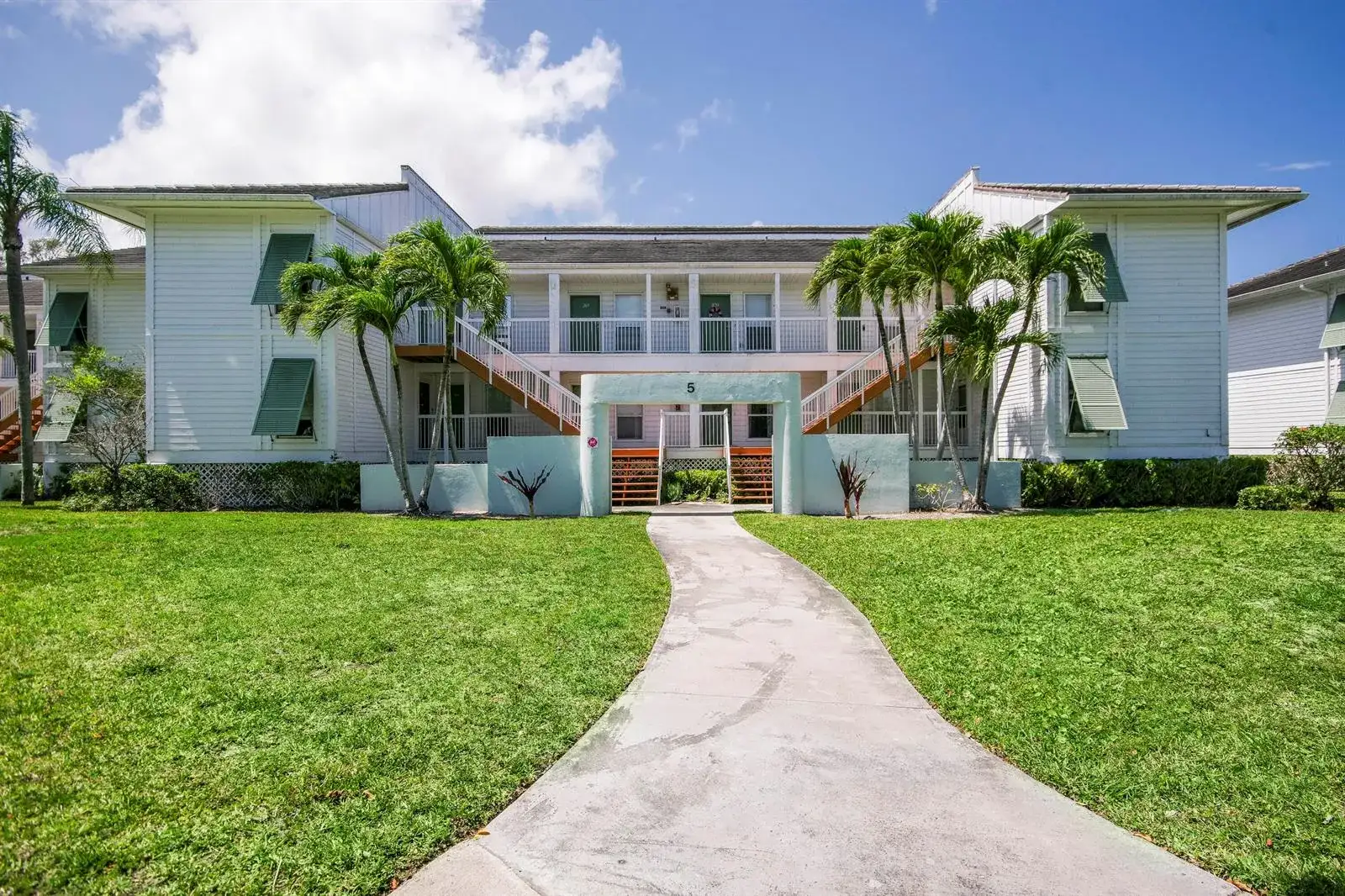 170 Cypress Point Drive, Palm Beach Gardens FL 33418 photo 2