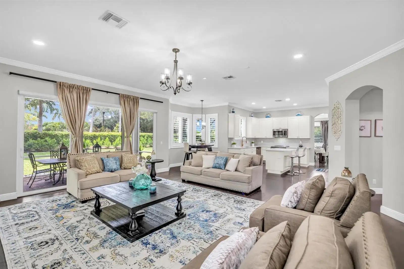 4661 Manderly Drive, Wellington FL 33449 photo 3