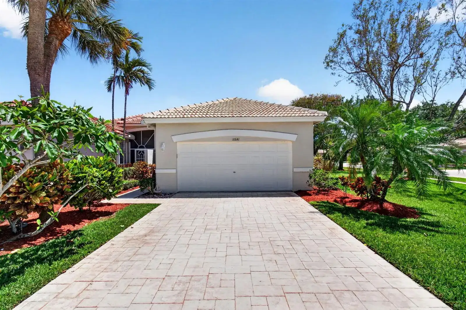 10641 Royal Caribbean Circle, Boynton Beach FL 33437 photo 3