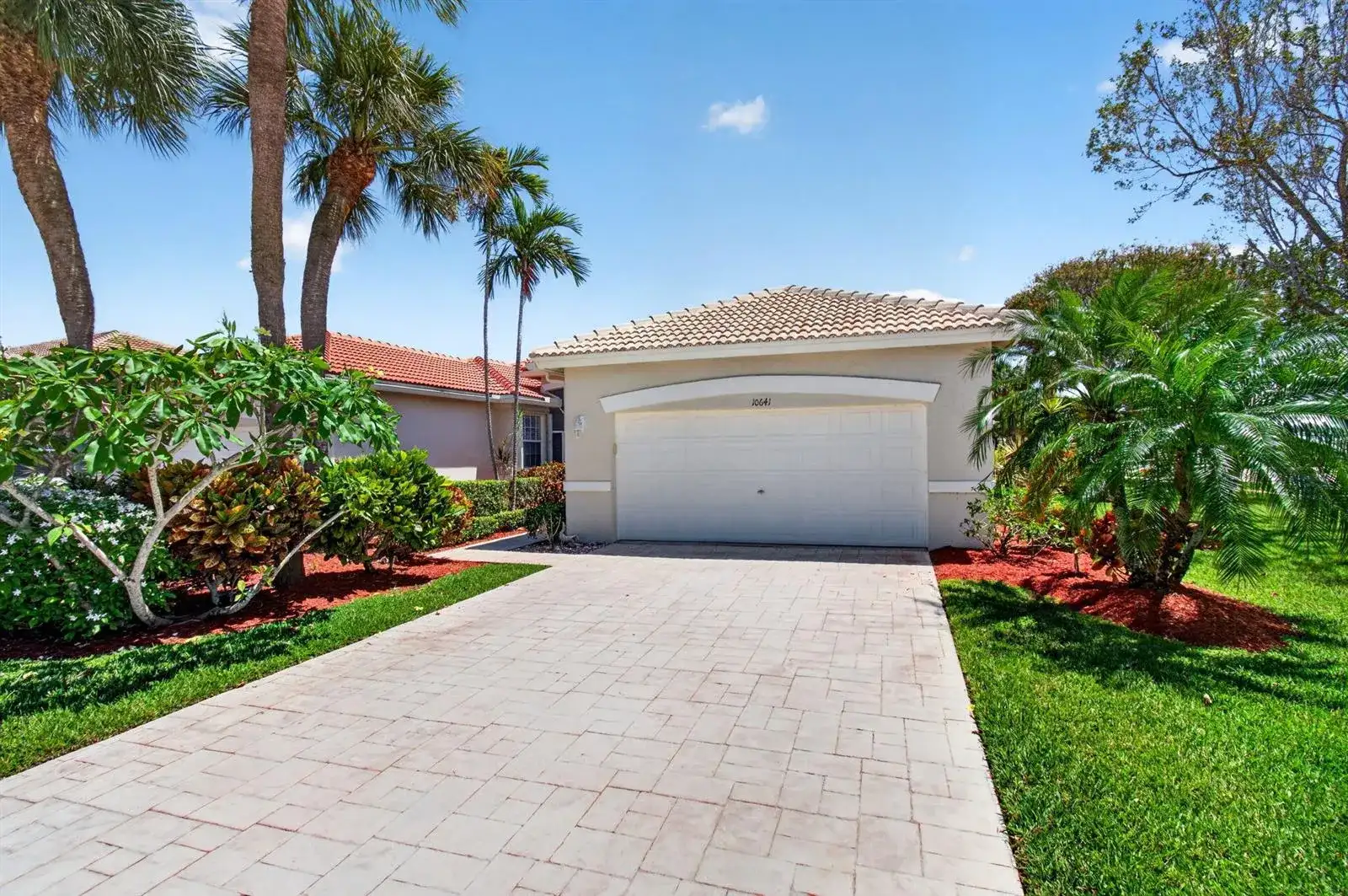10641 Royal Caribbean Circle, Boynton Beach FL 33437 photo 4