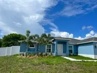 2352 SW Plum Court, Port St. Lucie FL 34953 photo 2