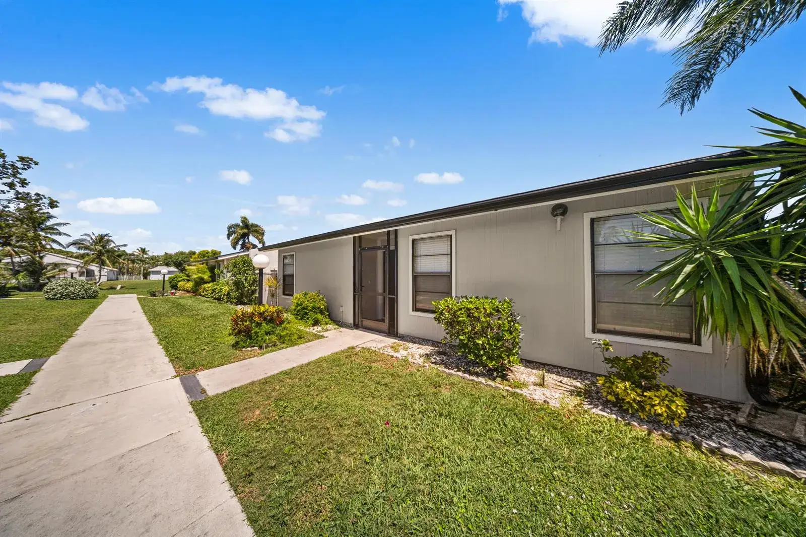 4255 Willow Pond Circle # A, West Palm Beach FL 33417