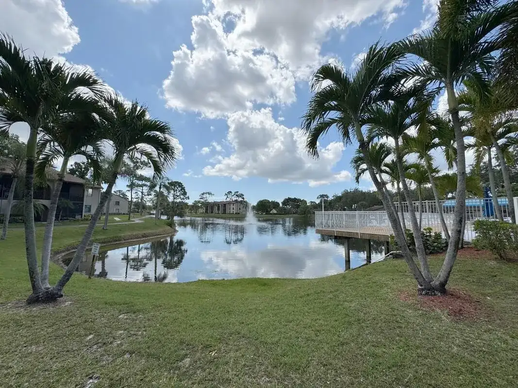 520 Shady Pine Way # B1, FL 33415 photo 4