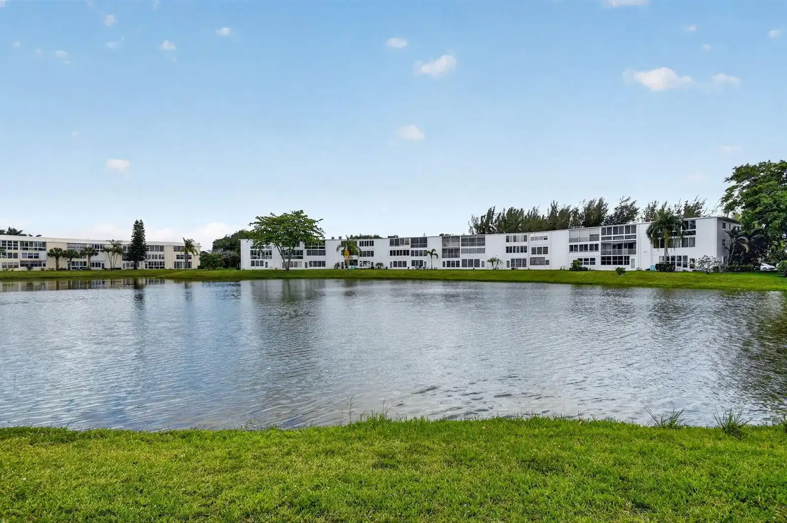 202 Wellington D, West Palm Beach FL 33417