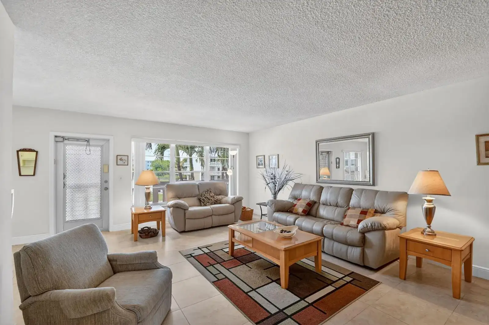 202 Wellington D, West Palm Beach FL 33417 photo 2
