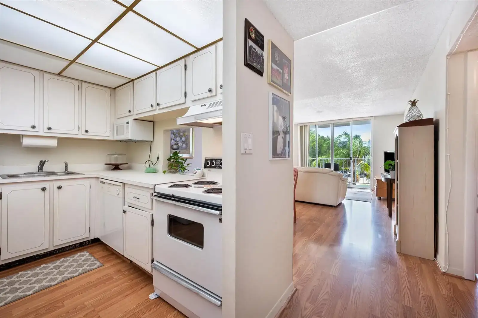 500 Executive Center Drive # 3k, West Palm Beach FL 33401 photo 4
