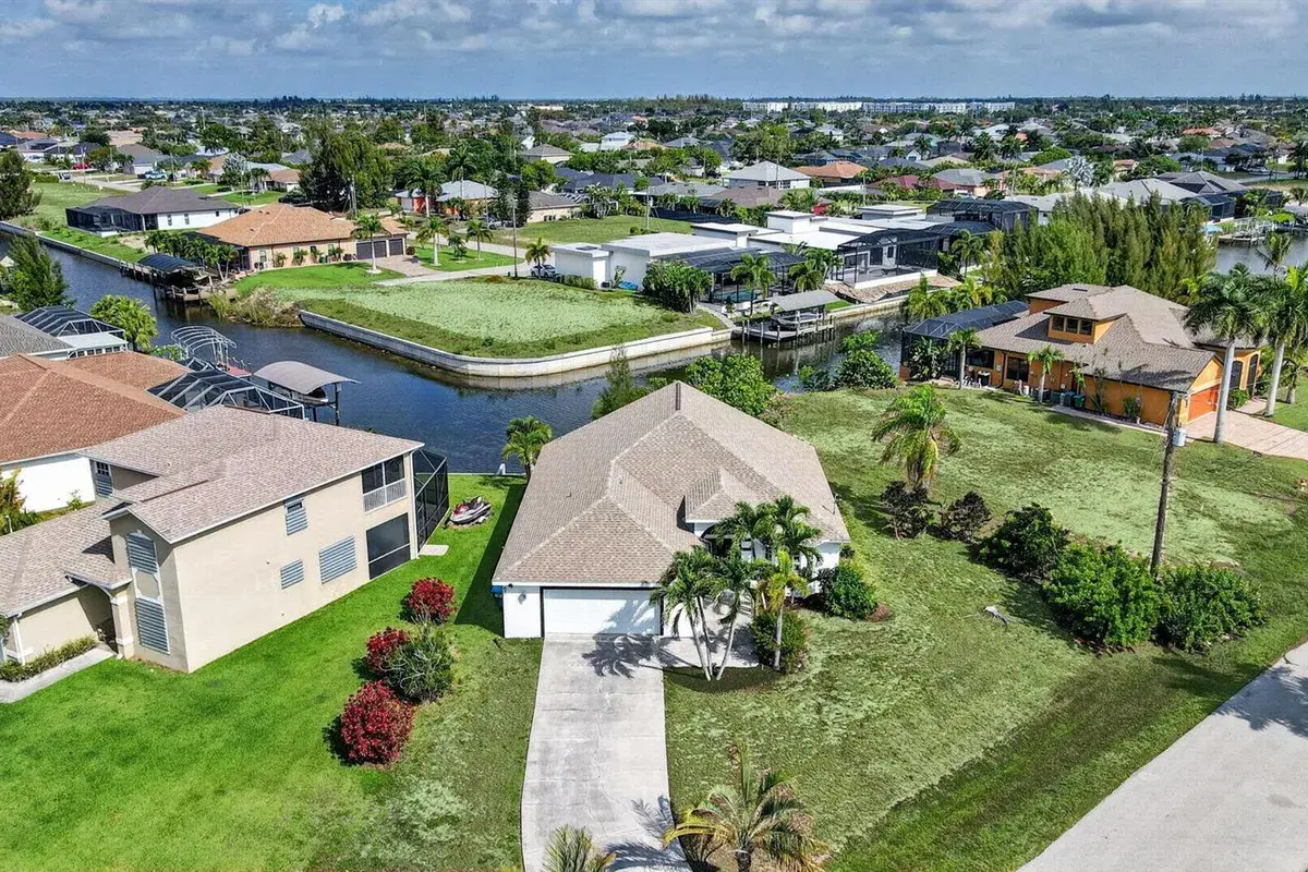 2902 SW 17th Avenue, Cape Coral FL 33914