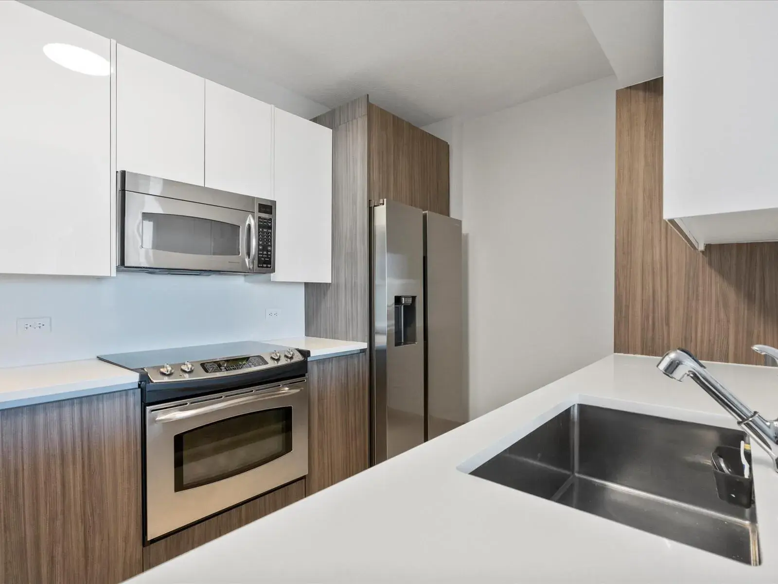 18800 NE 29th Avenue # 704, Aventura FL 33180