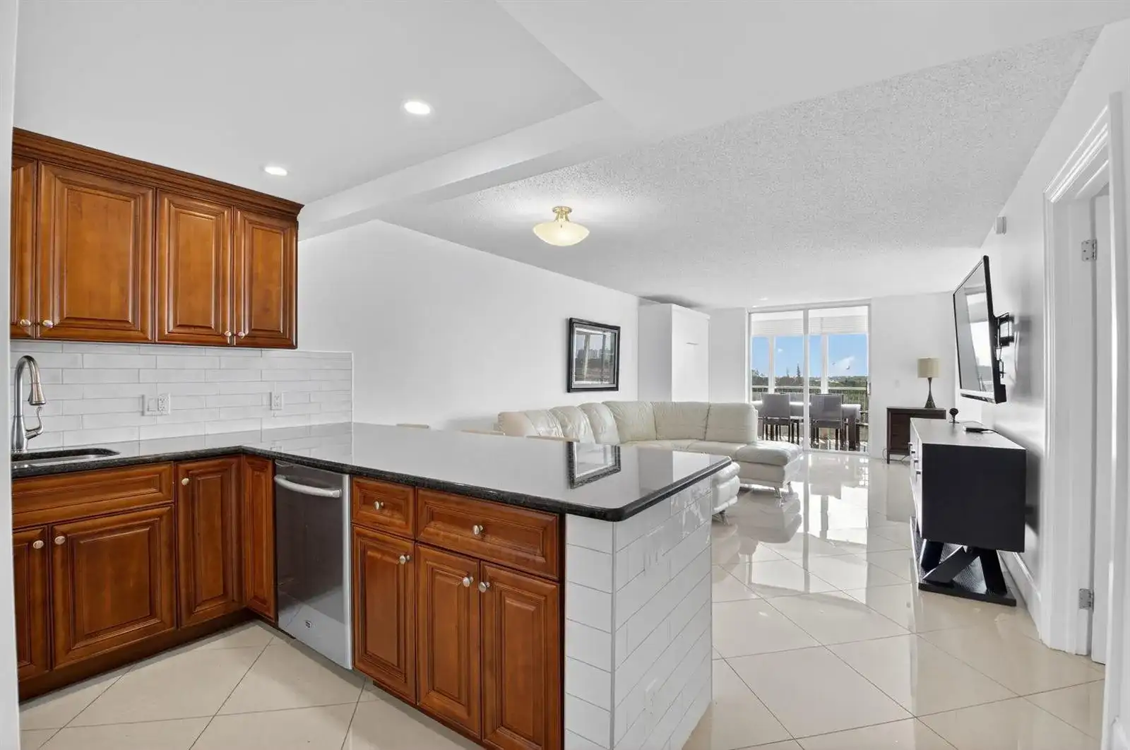 5500 NW 2nd Avenue # 718, Boca Raton FL 33487 photo 2