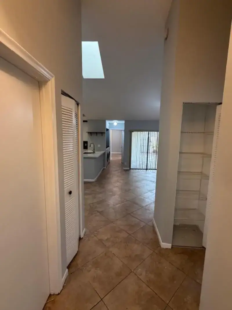 3076 S Oakland Forest Drive # 503, Oakland Park FL 33309 photo 3