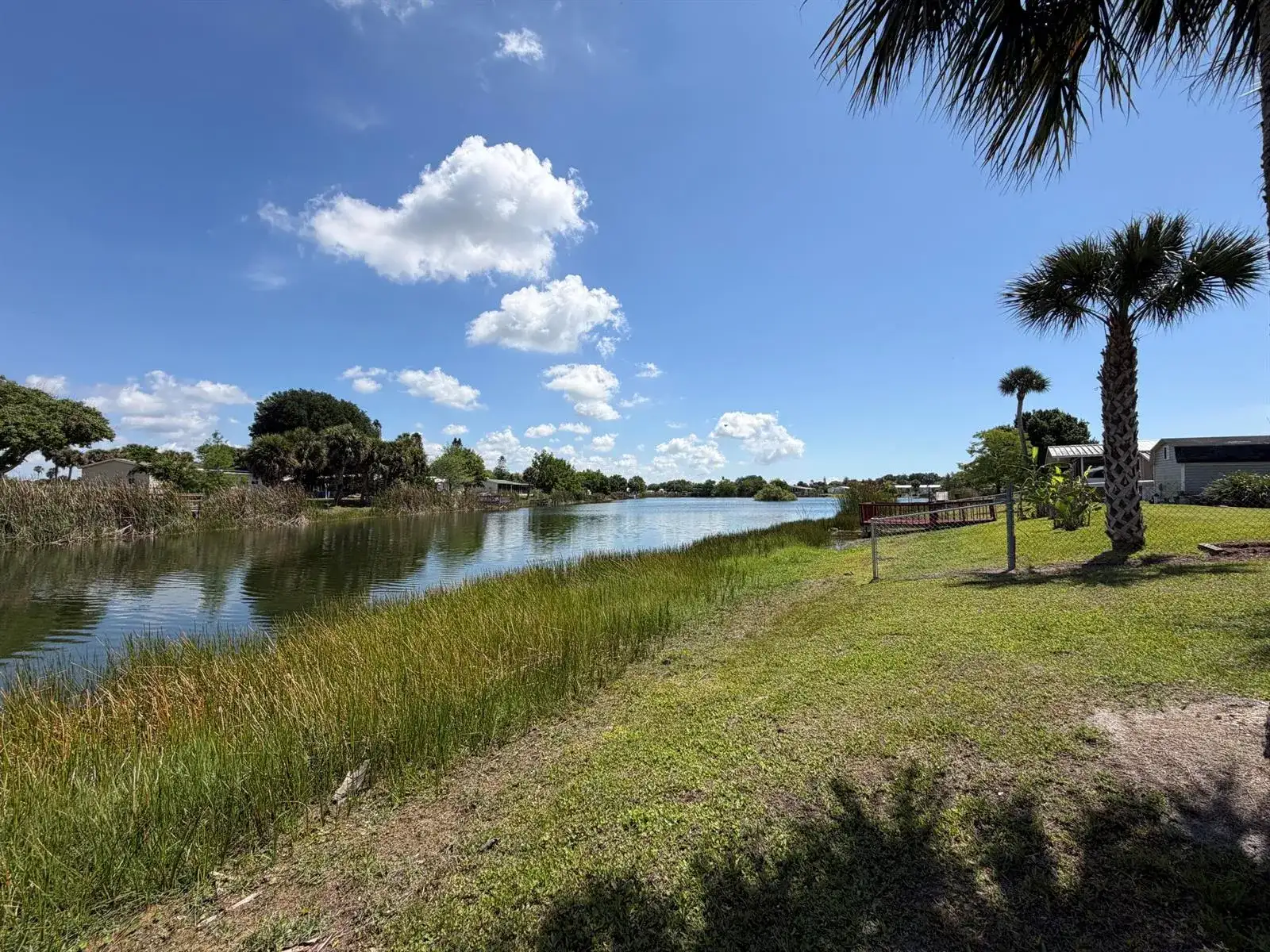 1075 Friendship Drive NE, Moore Haven FL 33471 photo 3