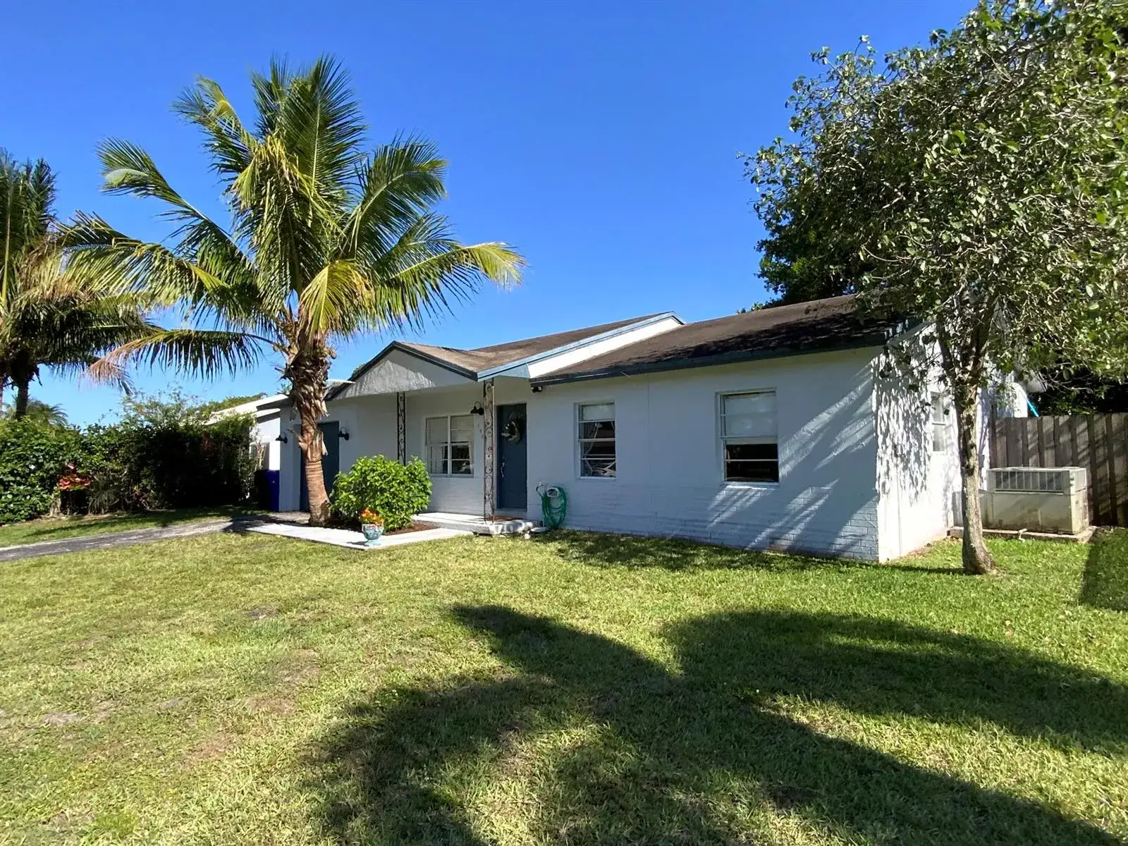 7922 SW 5th Street, North Lauderdale FL 33068 photo 5