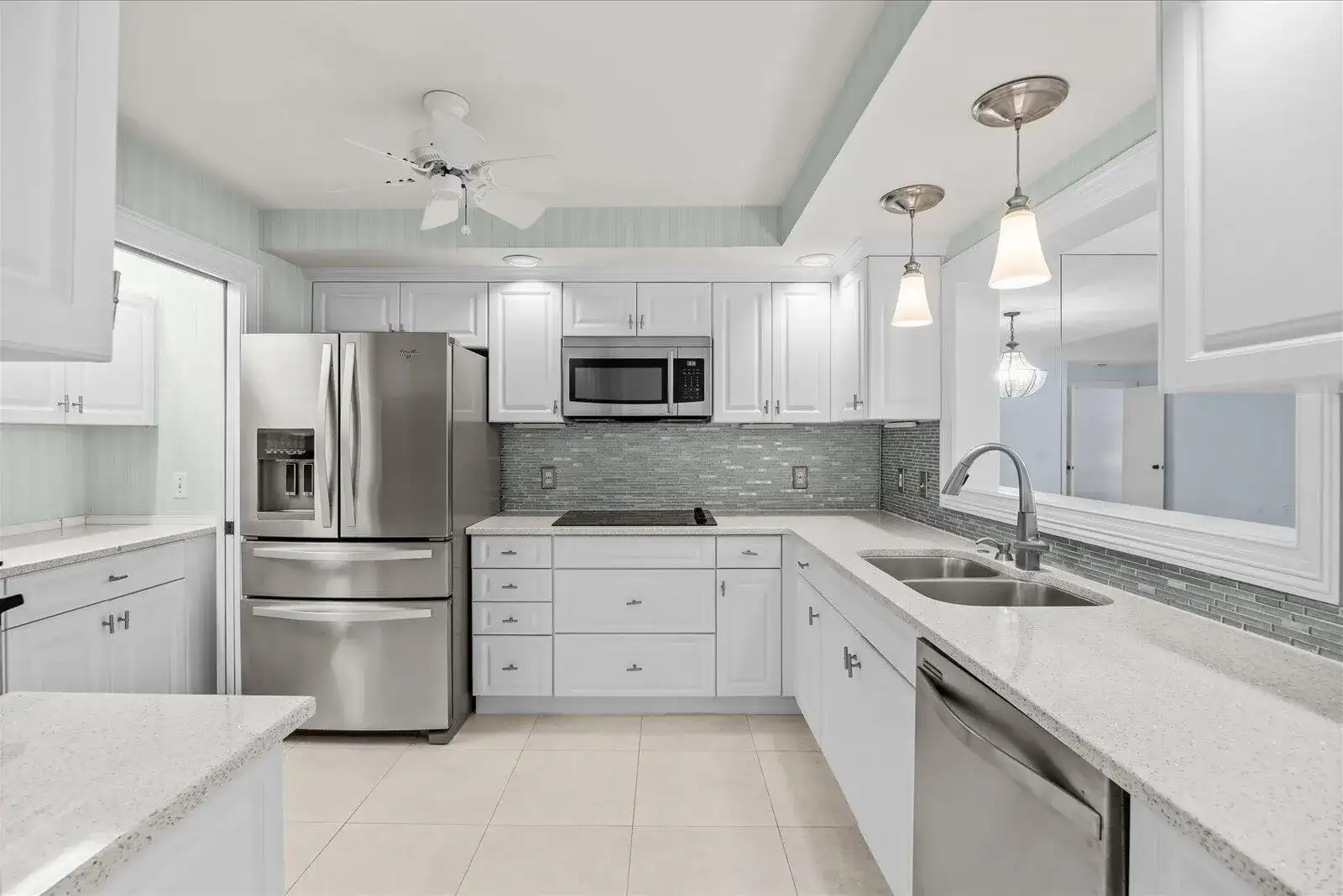 1903 Bay Road # 206, Vero Beach FL 32963 photo 3