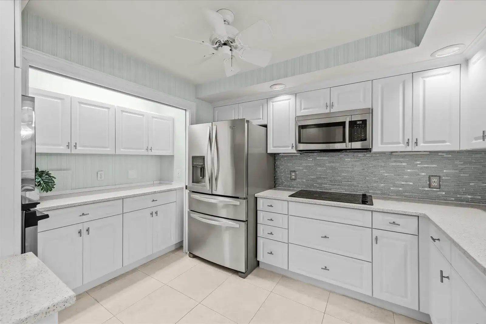 1903 Bay Road # 206, Vero Beach FL 32963 photo 4