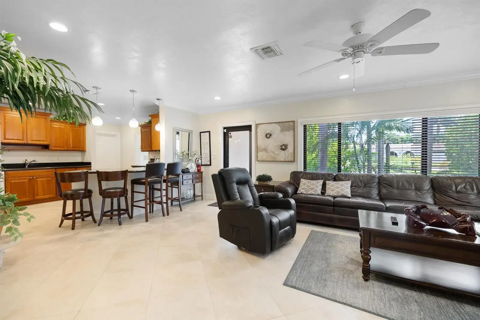 3211 Seaward Drive, Lauderdale By The Sea FL 33062 photo 5