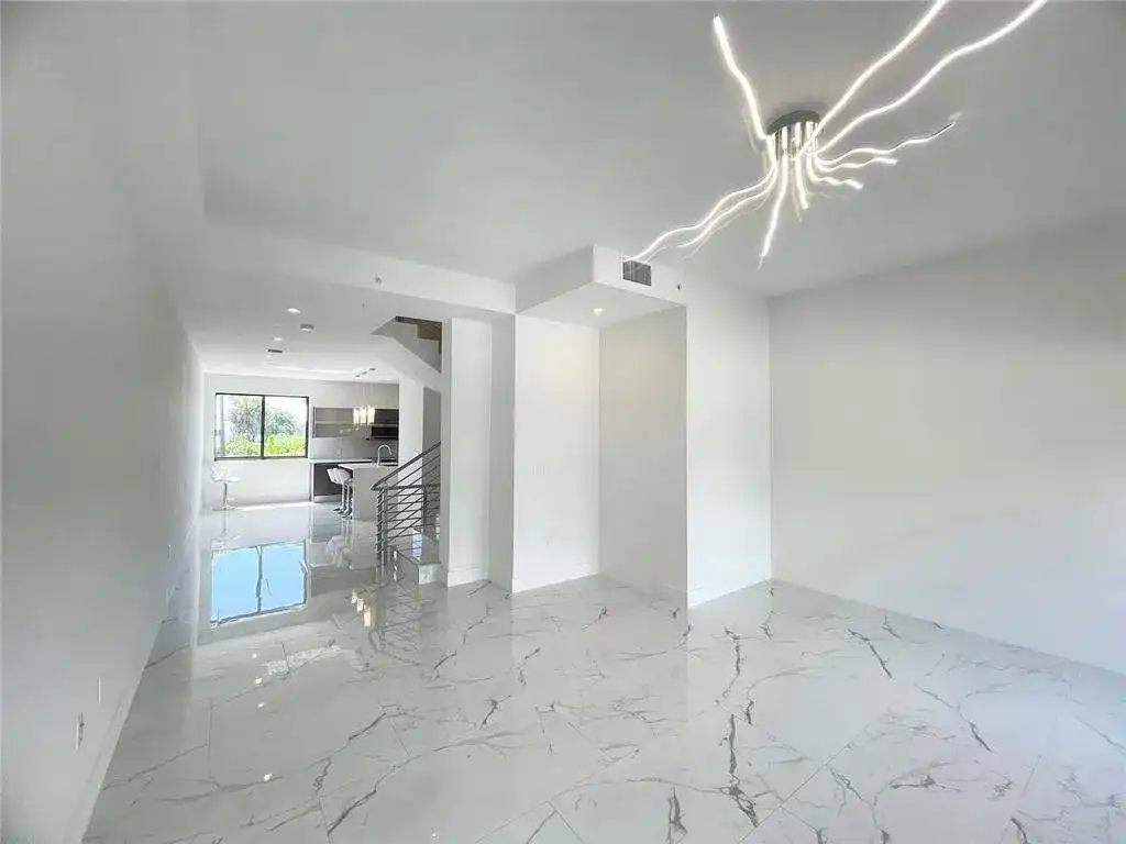 113 SE 1st Circle, Pompano Beach FL 33060 photo 3