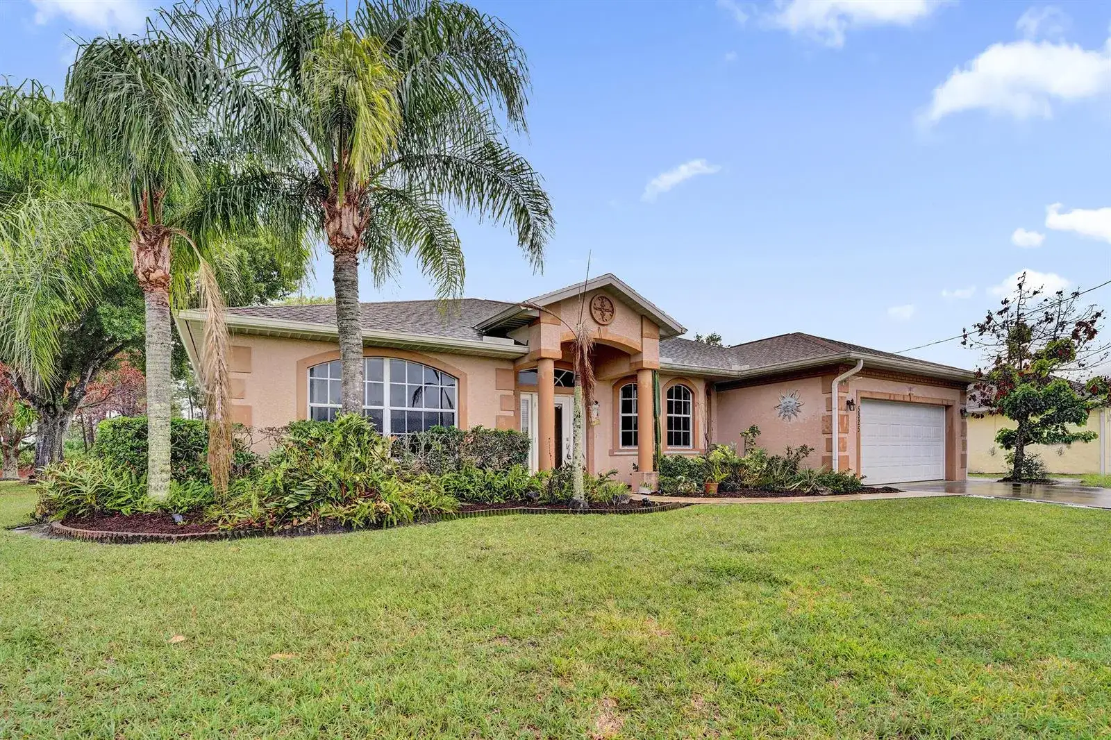 5825 NW Zenith Drive, Port St. Lucie FL 34986 photo 2