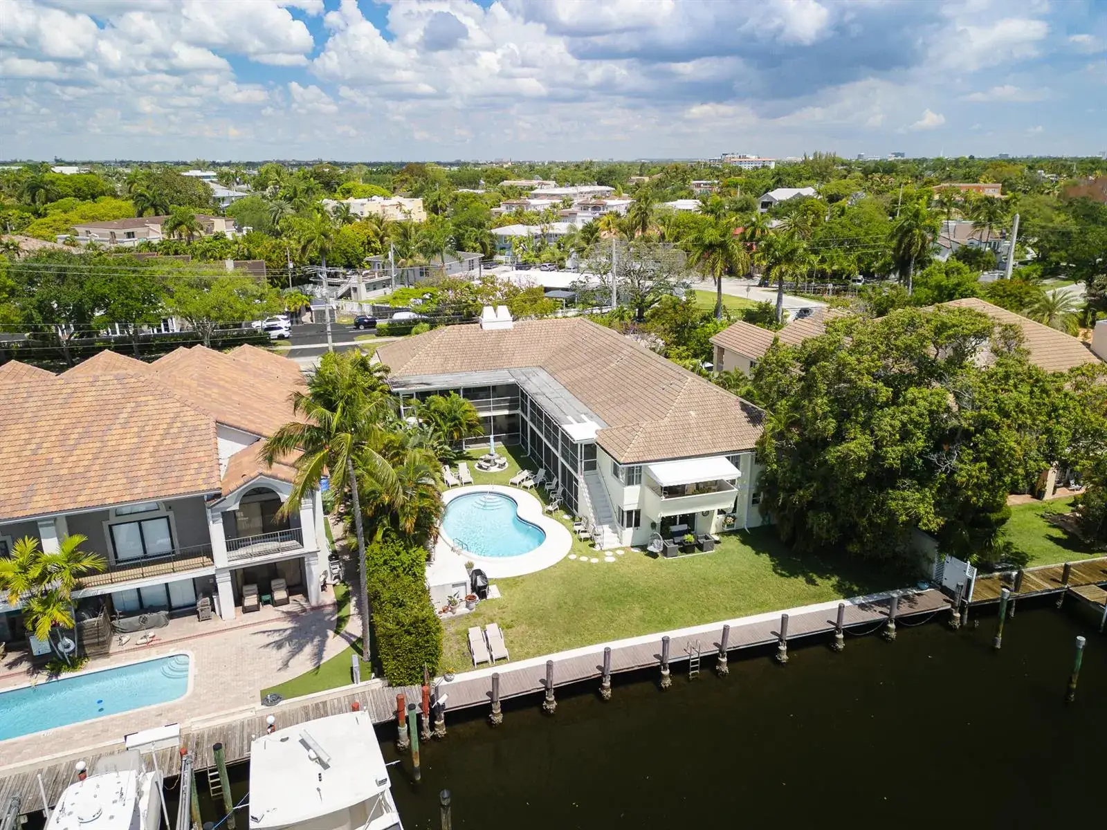 1308 Bayview Drive # 1c, Fort Lauderdale FL 33304