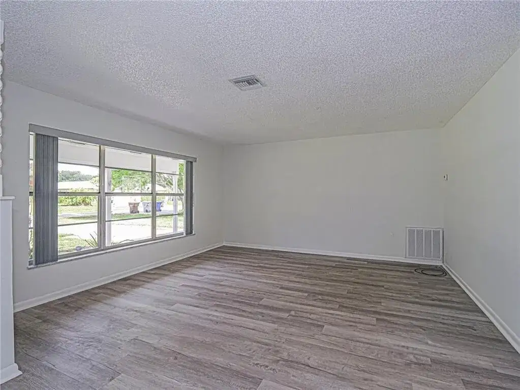 136 16th Avenue, Vero Beach FL 32962 photo 5