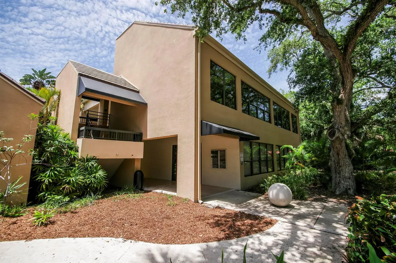11211 Prosperity Farms Road # 204, Palm Beach Gardens FL 33410