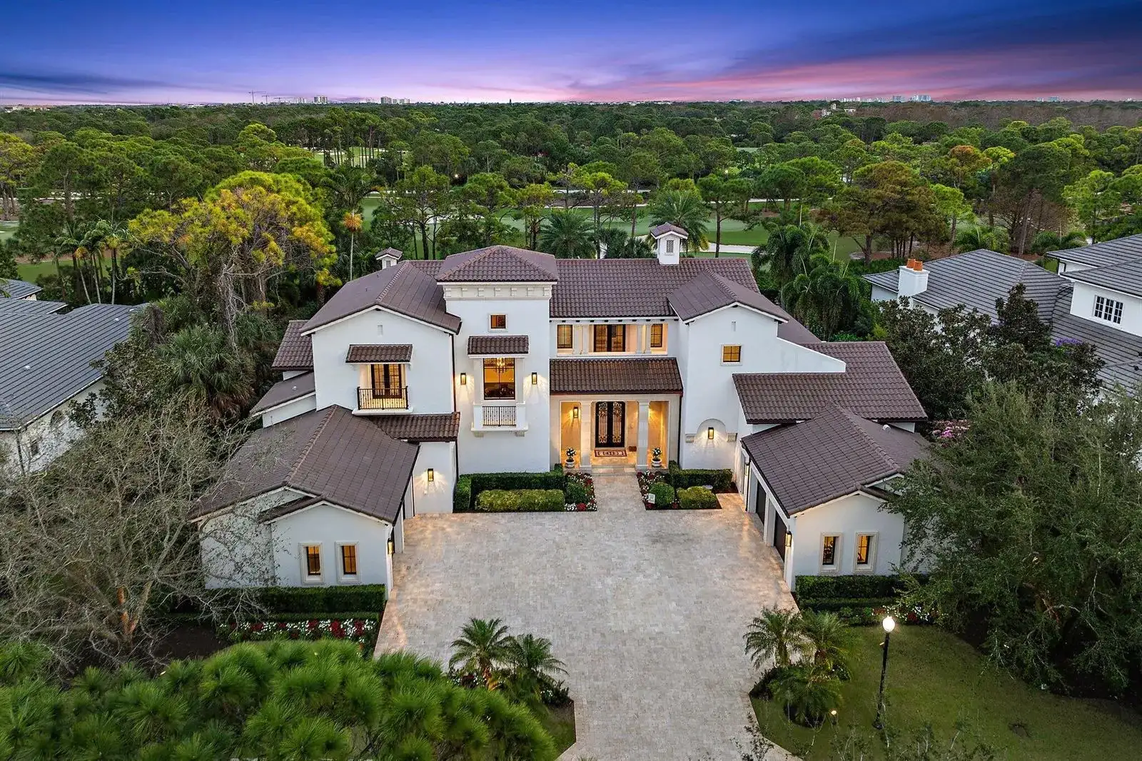 135 W Bears Club Drive, Jupiter FL 33477 photo 2