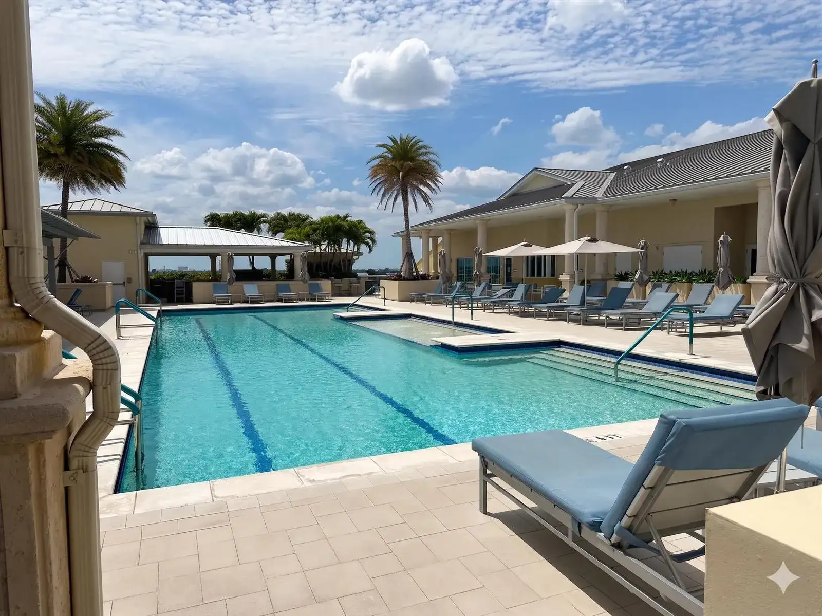 2640 Lake Shore Drive # 309, Riviera Beach FL 33404 photo 4