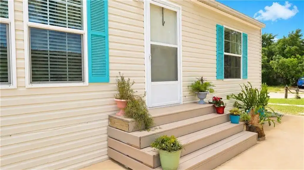 324 Valencia Street, Sebastian FL 32958 photo 3