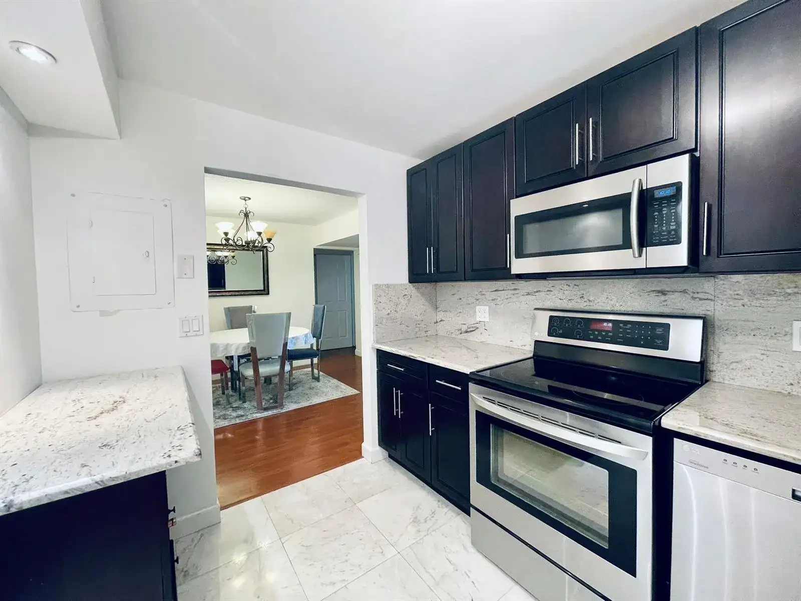 7000 NW 17th Street # 203, Plantation FL 33313 photo 3