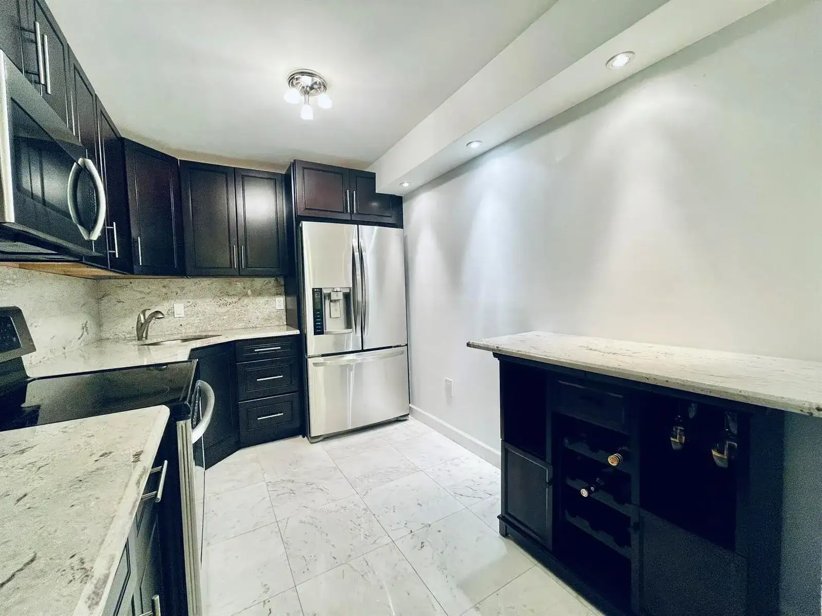 7000 NW 17th Street # 203, Plantation FL 33313 photo 5