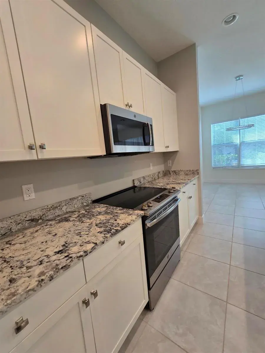 4920 Pointe Midtown Way, Palm Beach Gardens FL 33418