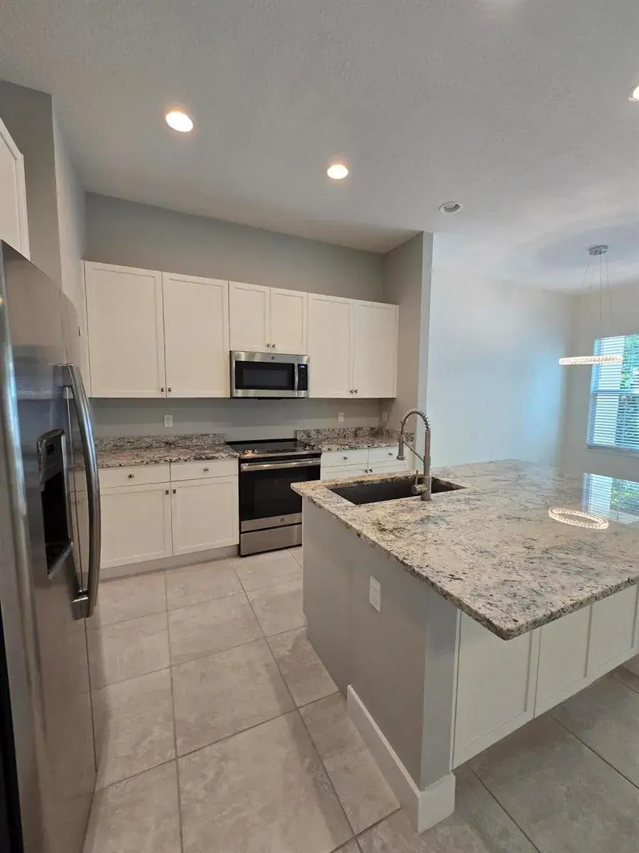4920 Pointe Midtown Way, Palm Beach Gardens FL 33418