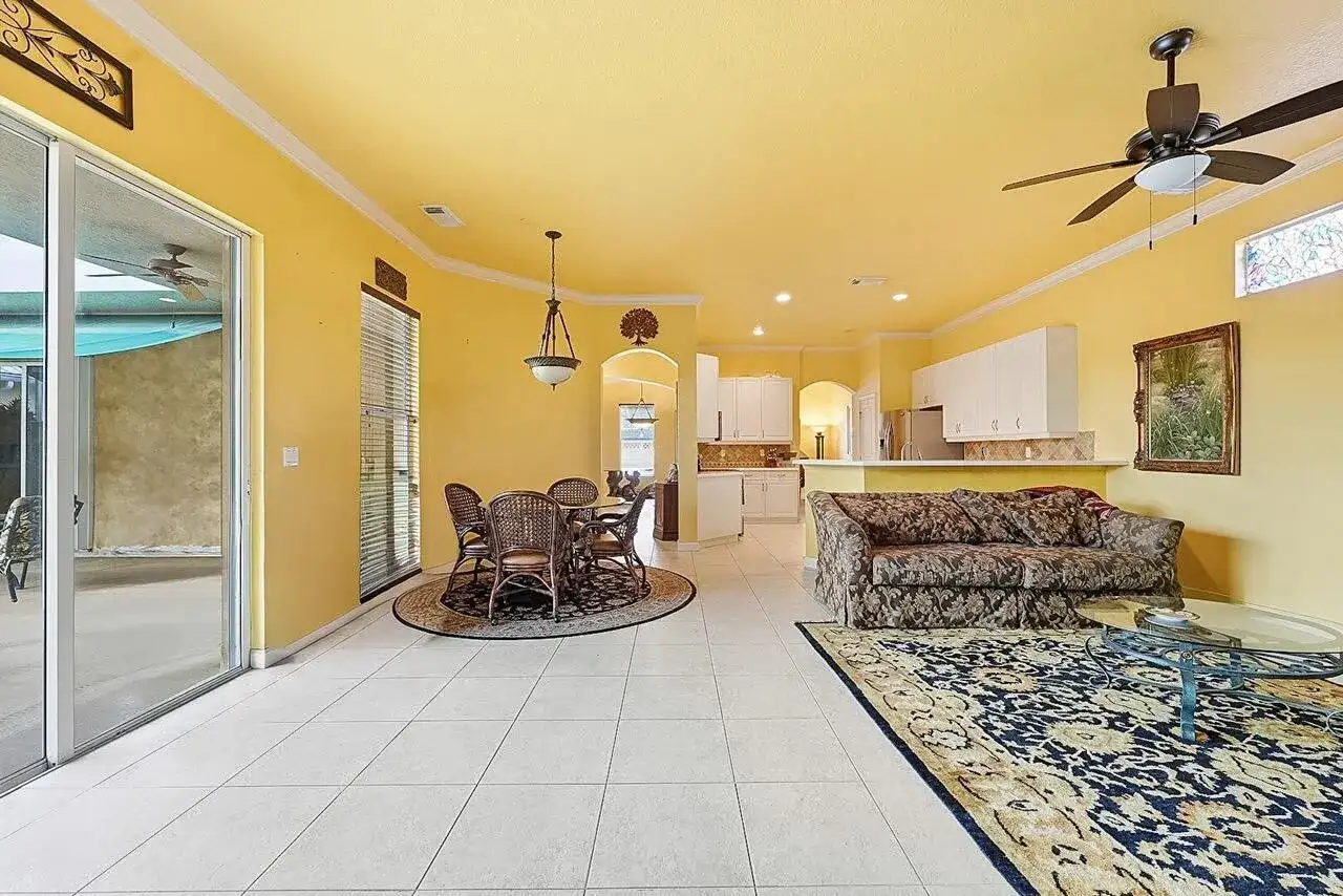 10521 SW Westlawn Boulevard N, Port St. Lucie FL 34987 photo 3