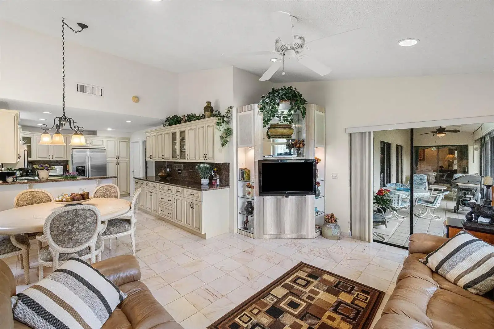 5692 Willow Creek Lane, Delray Beach FL 33484 photo 5