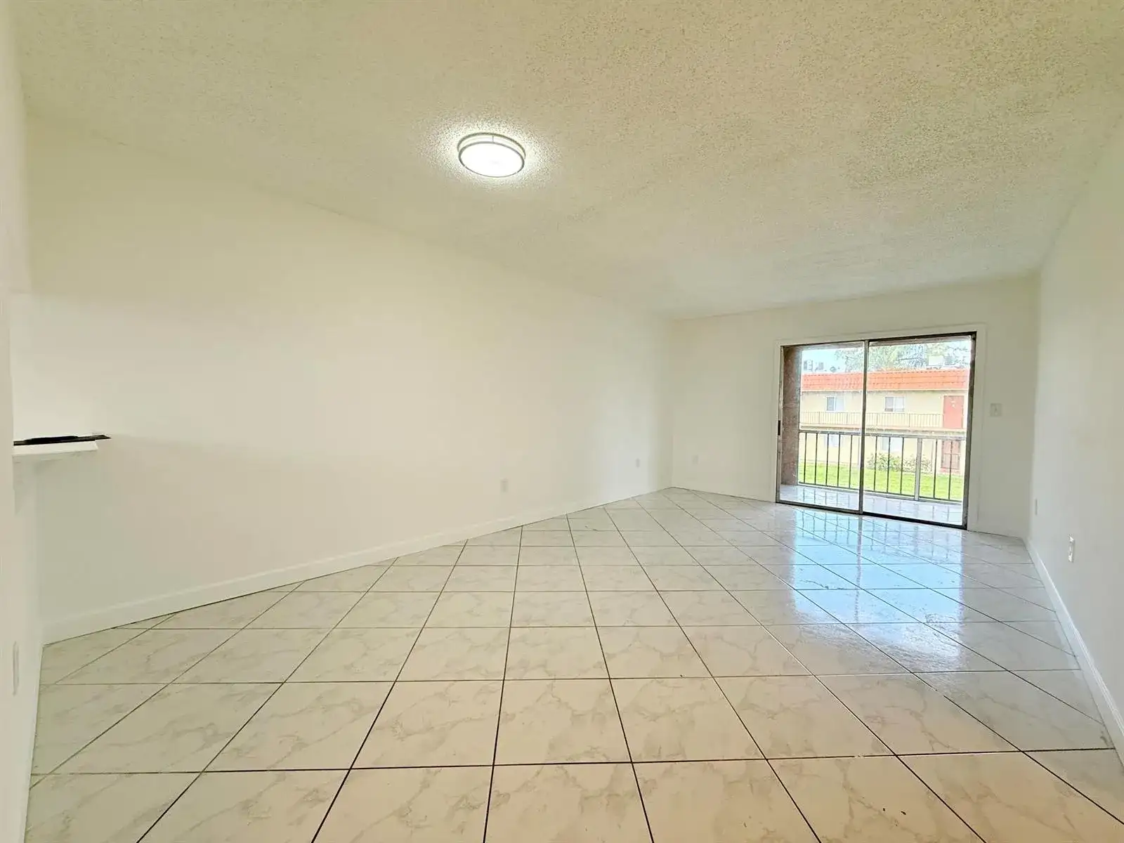 6106 Forest Hill Boulevard # 204, West Palm Beach FL 33415 photo 2
