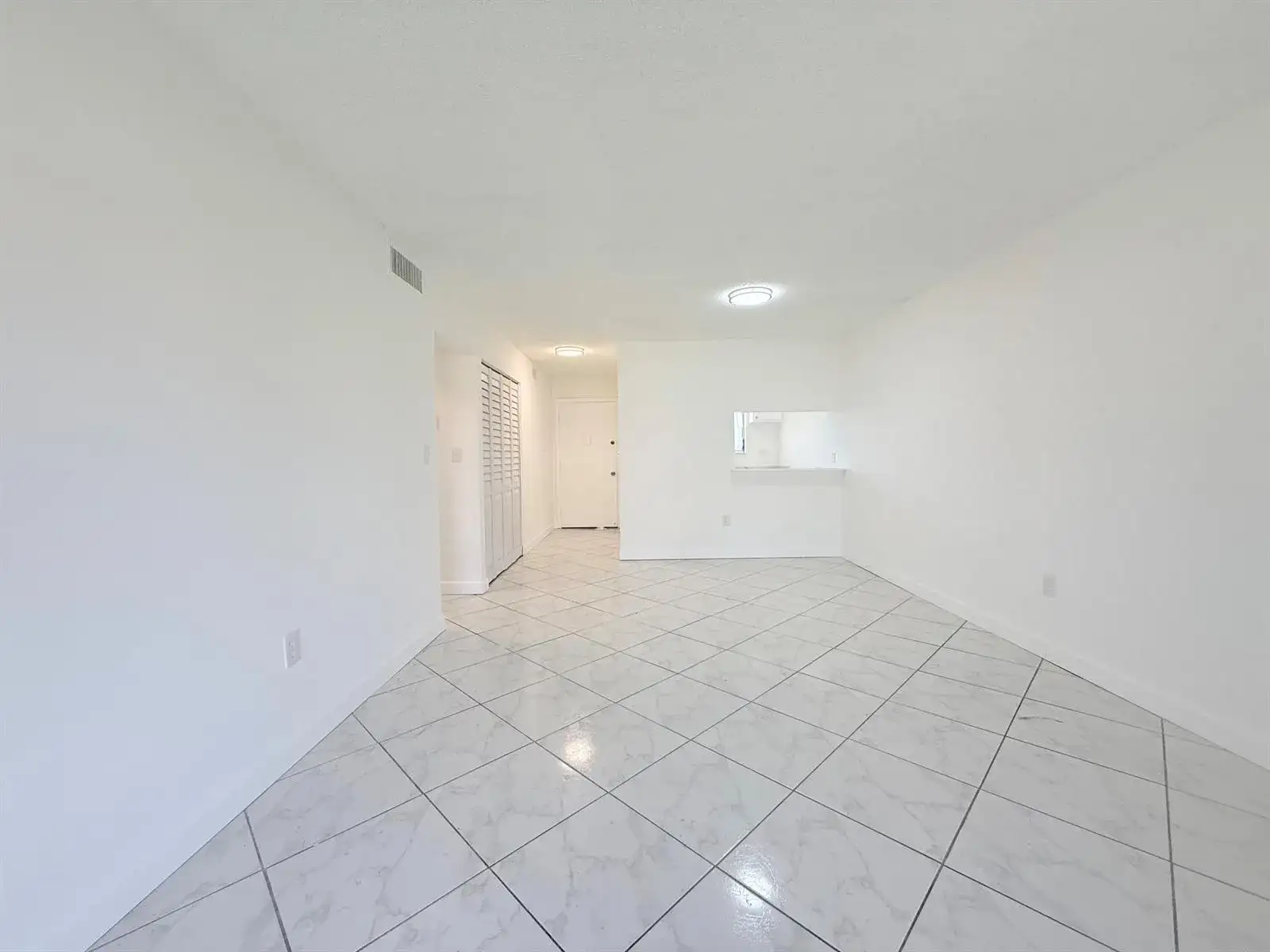 6106 Forest Hill Boulevard # 204, West Palm Beach FL 33415 photo 3