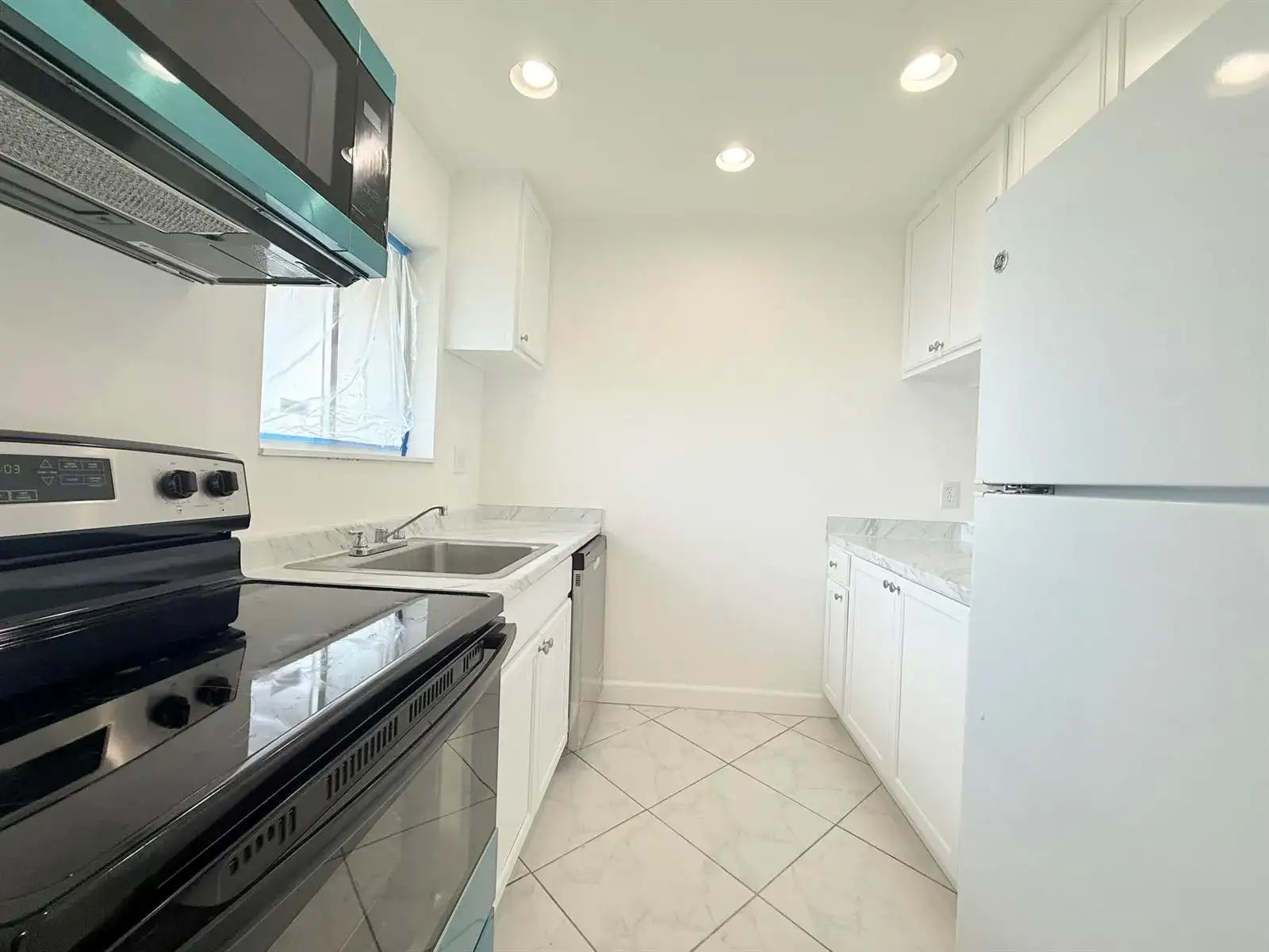 6106 Forest Hill Boulevard # 204, West Palm Beach FL 33415 photo 4