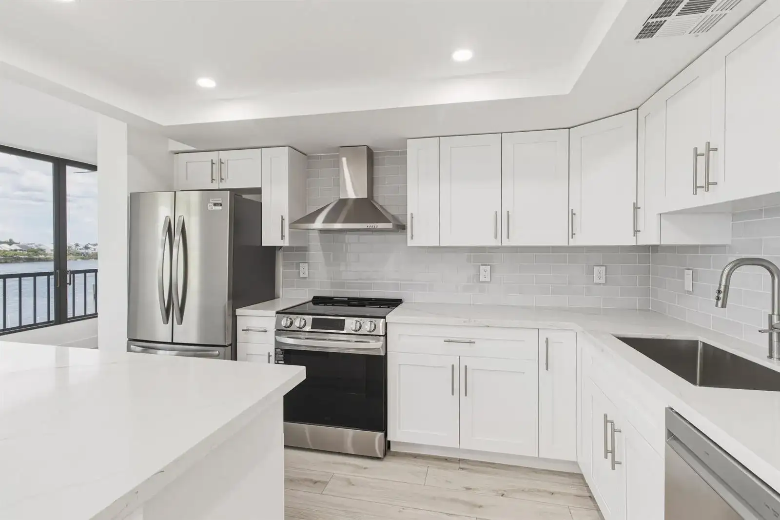 1748 Jupiter Cove Drive # 319, Jupiter FL 33469 photo 5