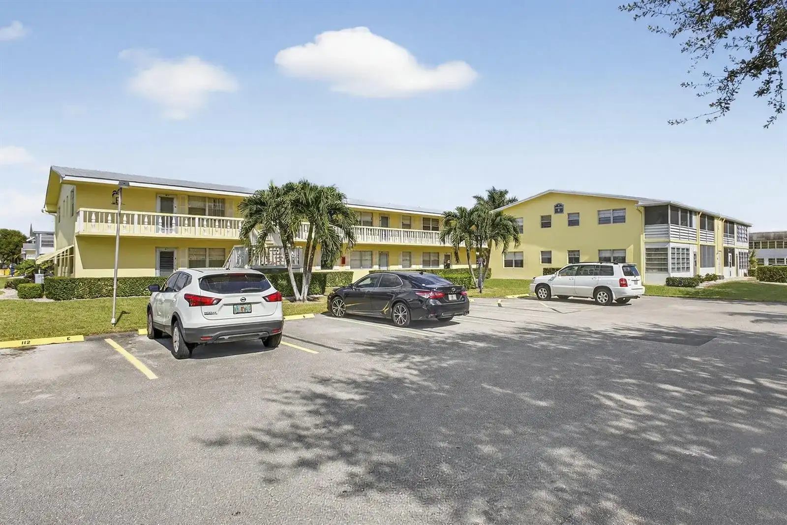 100 Sheffield E, West Palm Beach FL 33417 photo 2