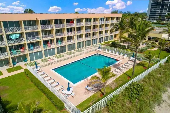 9800 S Ocean 107 Drive # 107, Jensen Beach FL 34957